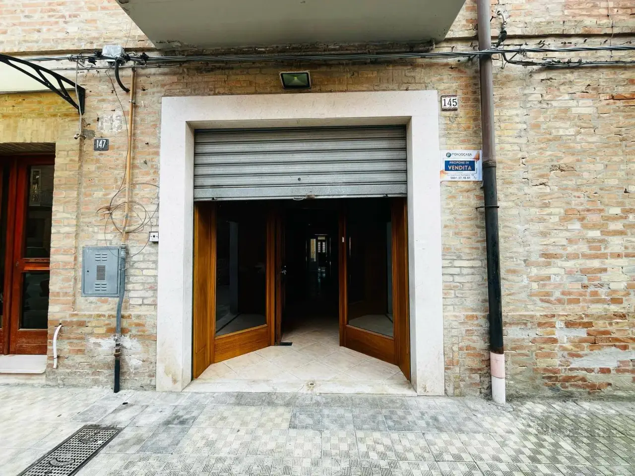 Magazzino in Via Mazzini, Lucera, {3} - Foto 1