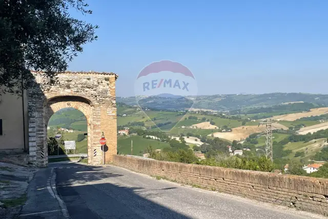 Quadrilocale in vendita, Via Porta del Sasso 2, Arcevia - Foto 1