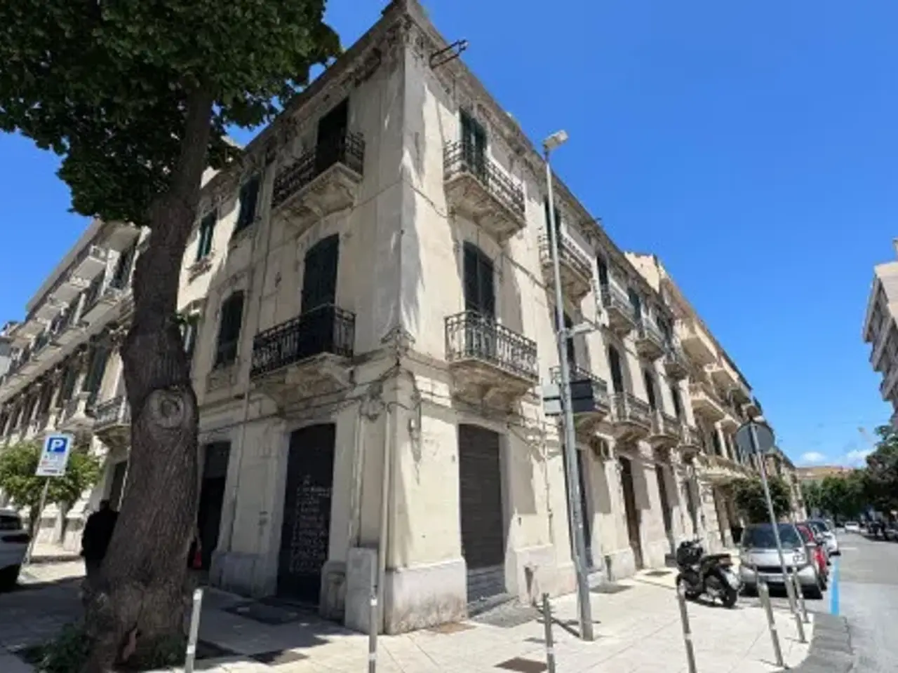 Negozio in Via del Vespro 78, Messina, {3} - Foto 1