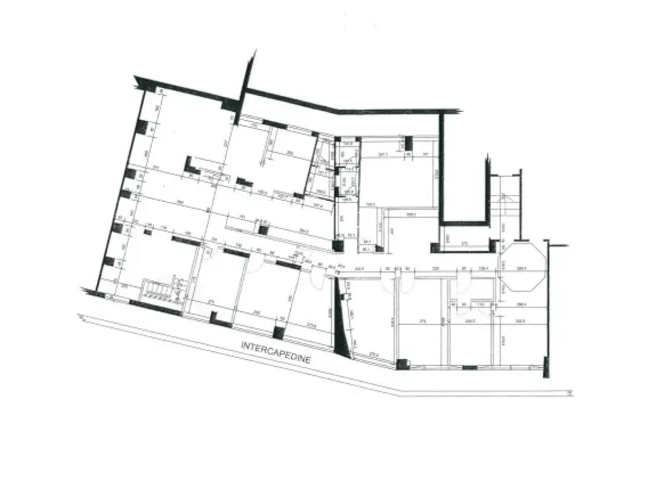 Ufficio in Via Carlo Crivelli 15, Milano, {3} - Planimetria 1