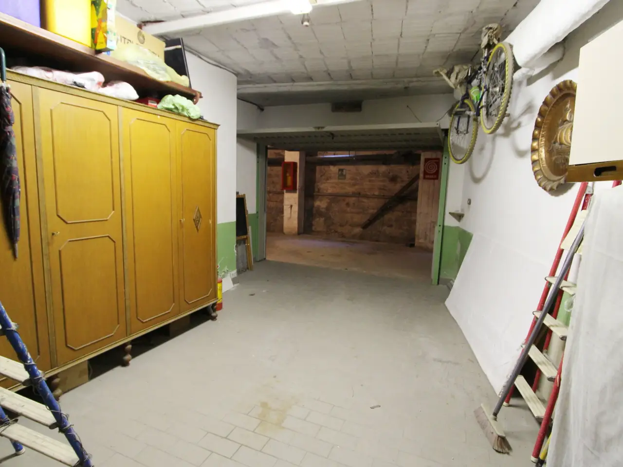 Parcheggio chiuso in , Recco, {3} - Foto 2