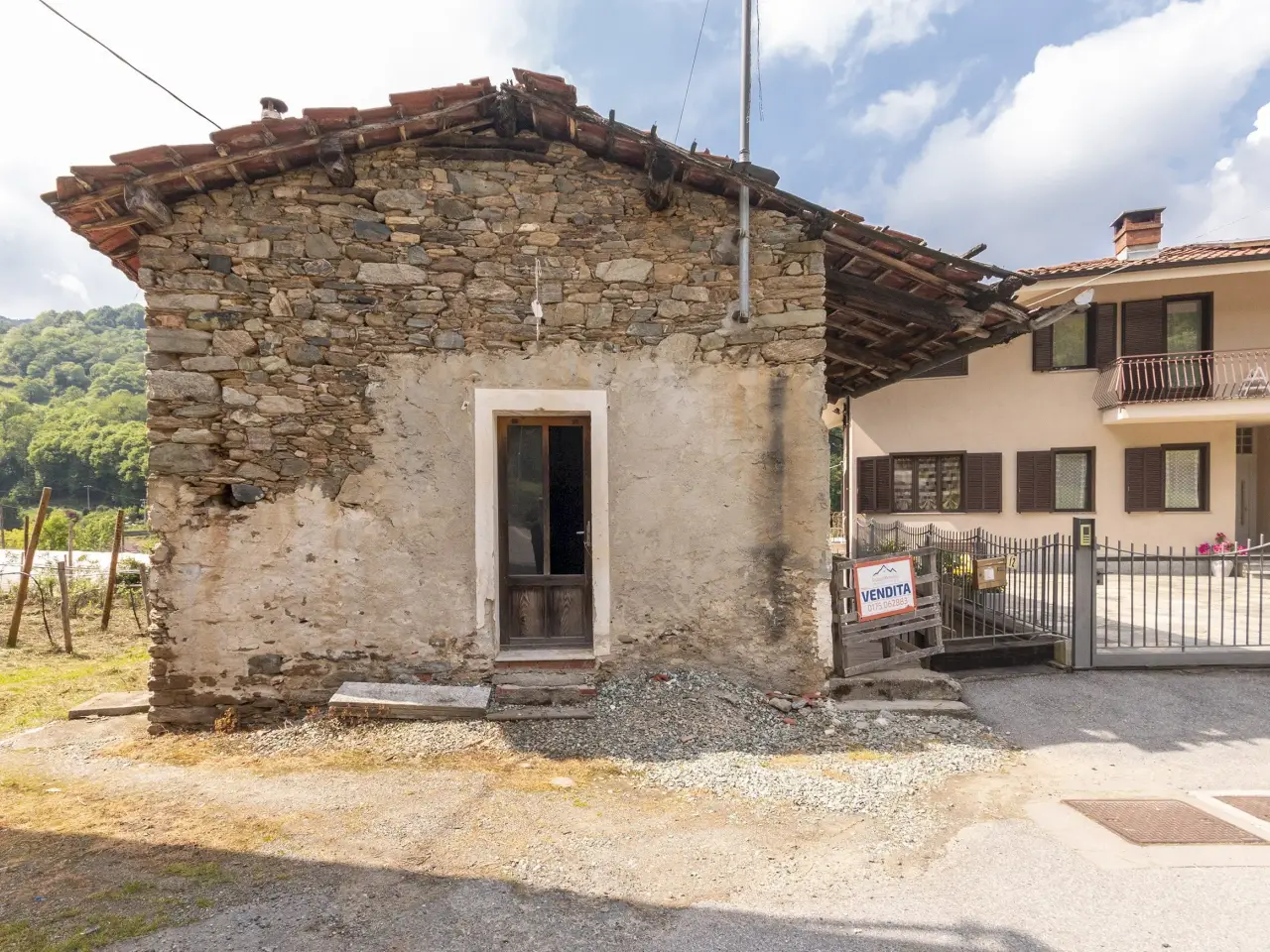 Magazzino in Via Pasca 12, Brondello, {3} - Foto 2