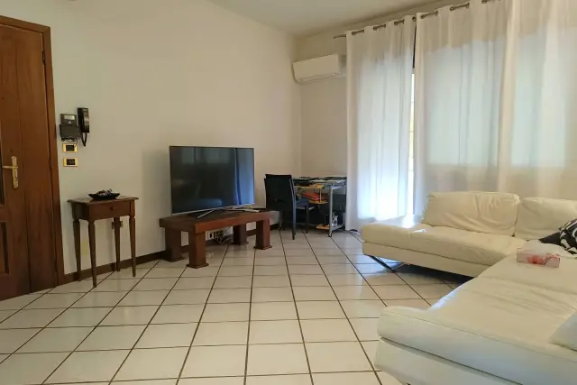 4-room flat in Via Padova, San Biagio di Callalta - Photo 1