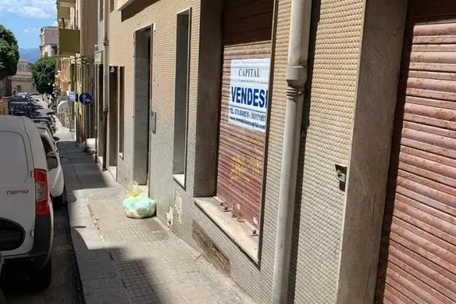 Negozio in Via Maddalena, Cagliari - Foto 1