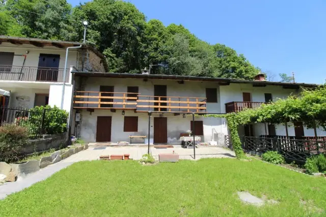 Detached house in Via Rocche dei Corvi 26, Bagnolo Piemonte - Photo 1