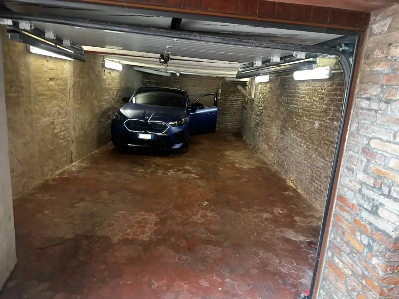 Parcheggio chiuso in Vicolo del Granchio, Ferrara, {3} - Foto 1
