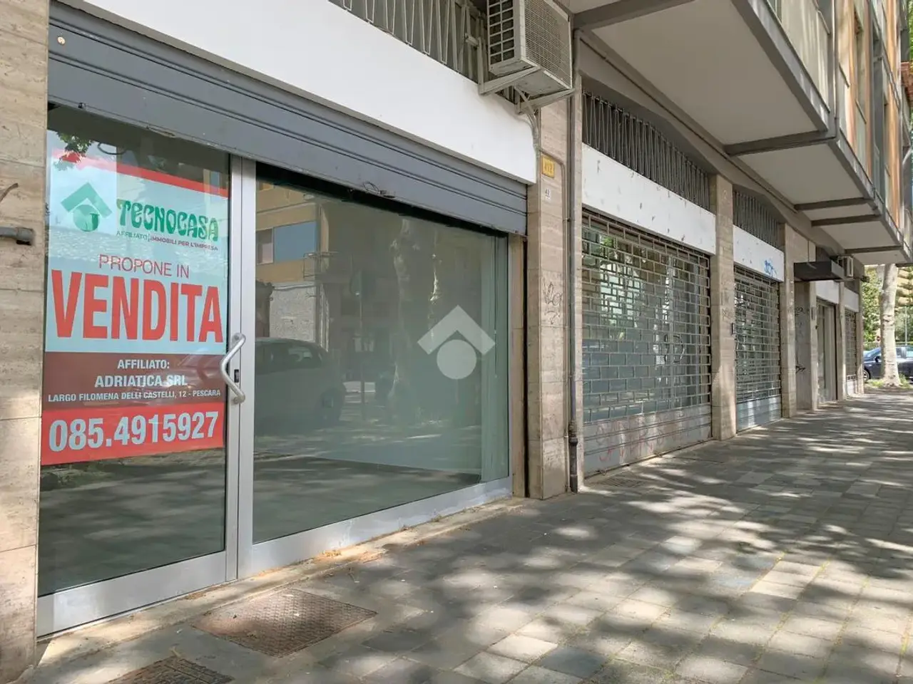 Negozio in Viale Amerigo Vespucci, Pescara, {3} - Foto 1