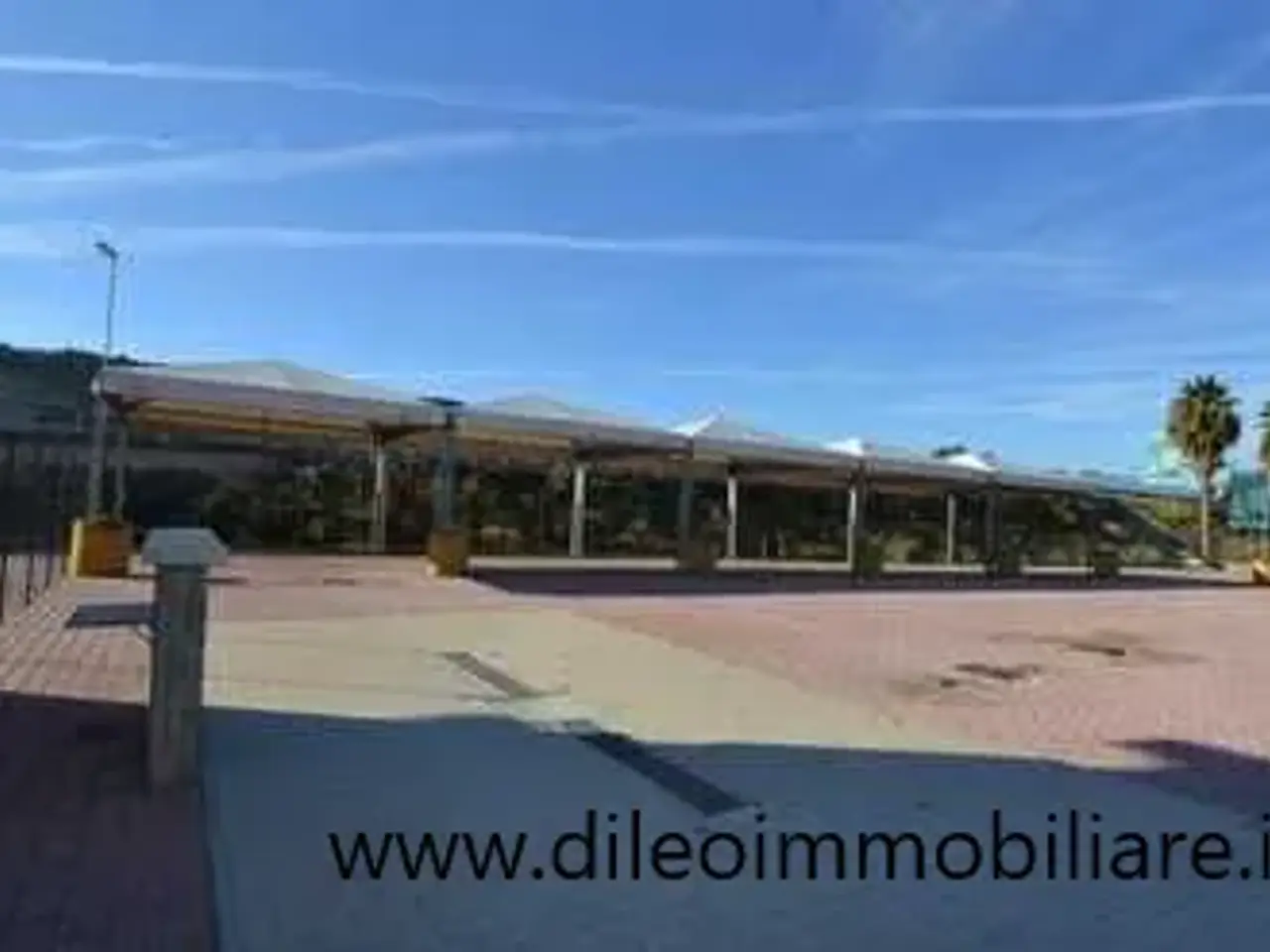 Palazzina commerciale in , Monteprandone, {3} - Foto 1