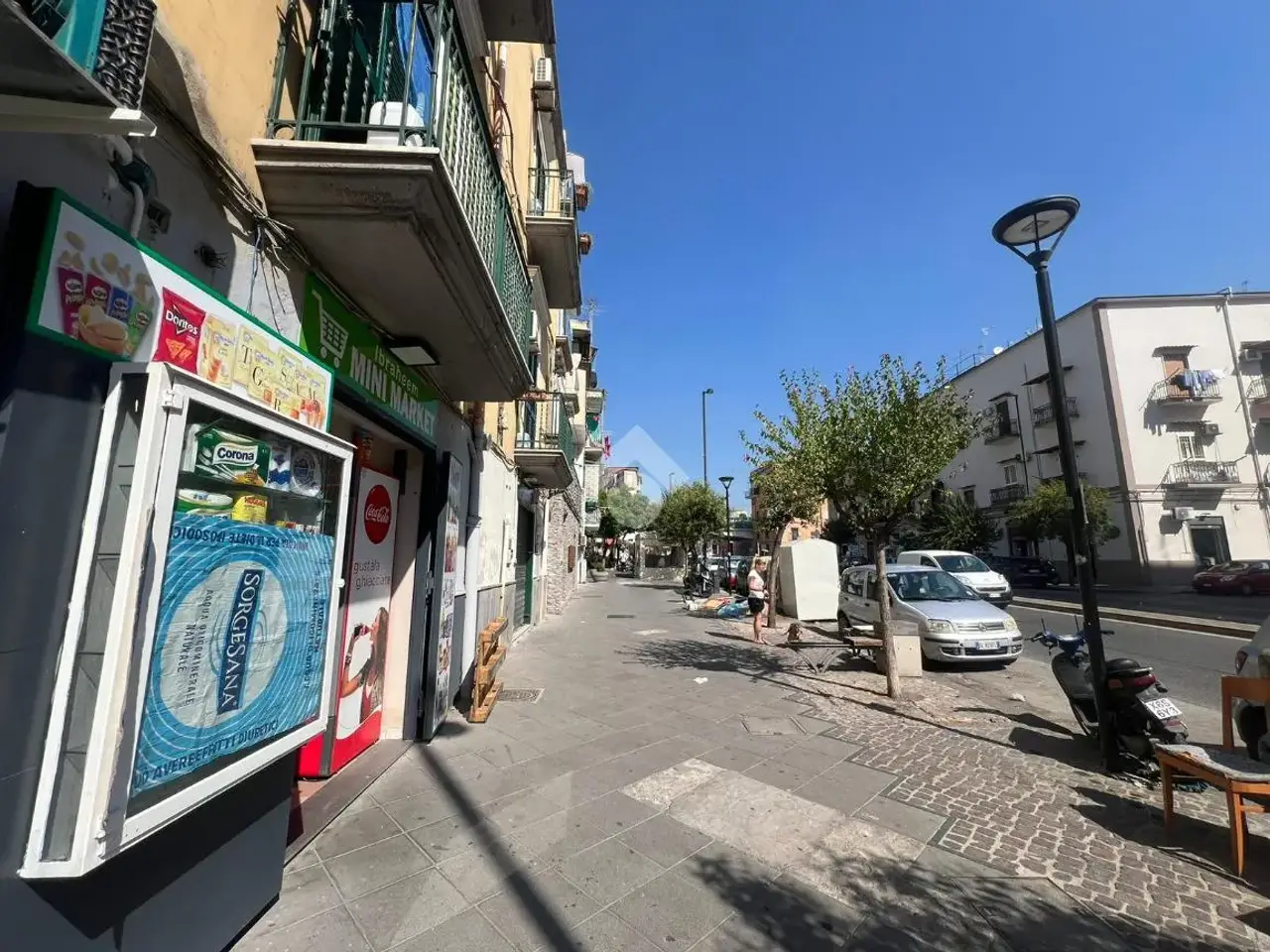 Negozio in Via Arenaccia 193, Napoli, {3} - Foto 2