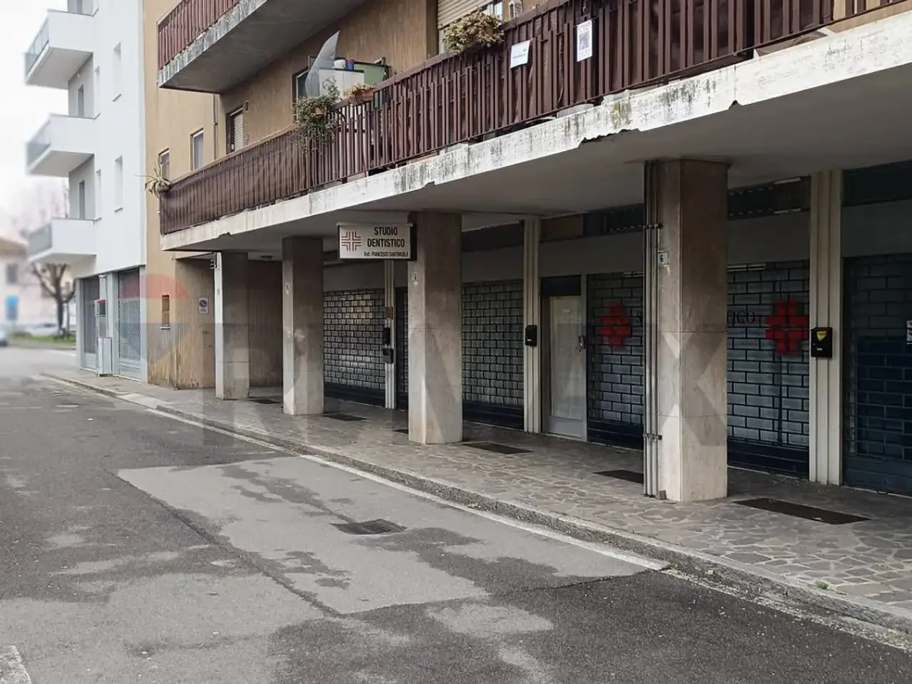 Ufficio in Via dell'Ovo 6, Dalmine, {3} - Foto 1