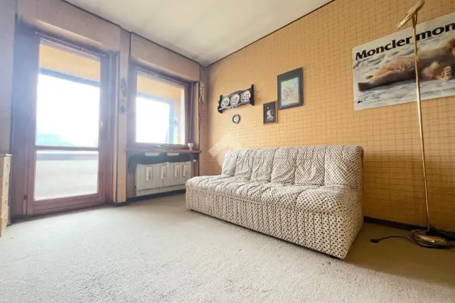 2-room flat in Via Terzo Reggimento Alpini -6, Sestriere - Photo 1