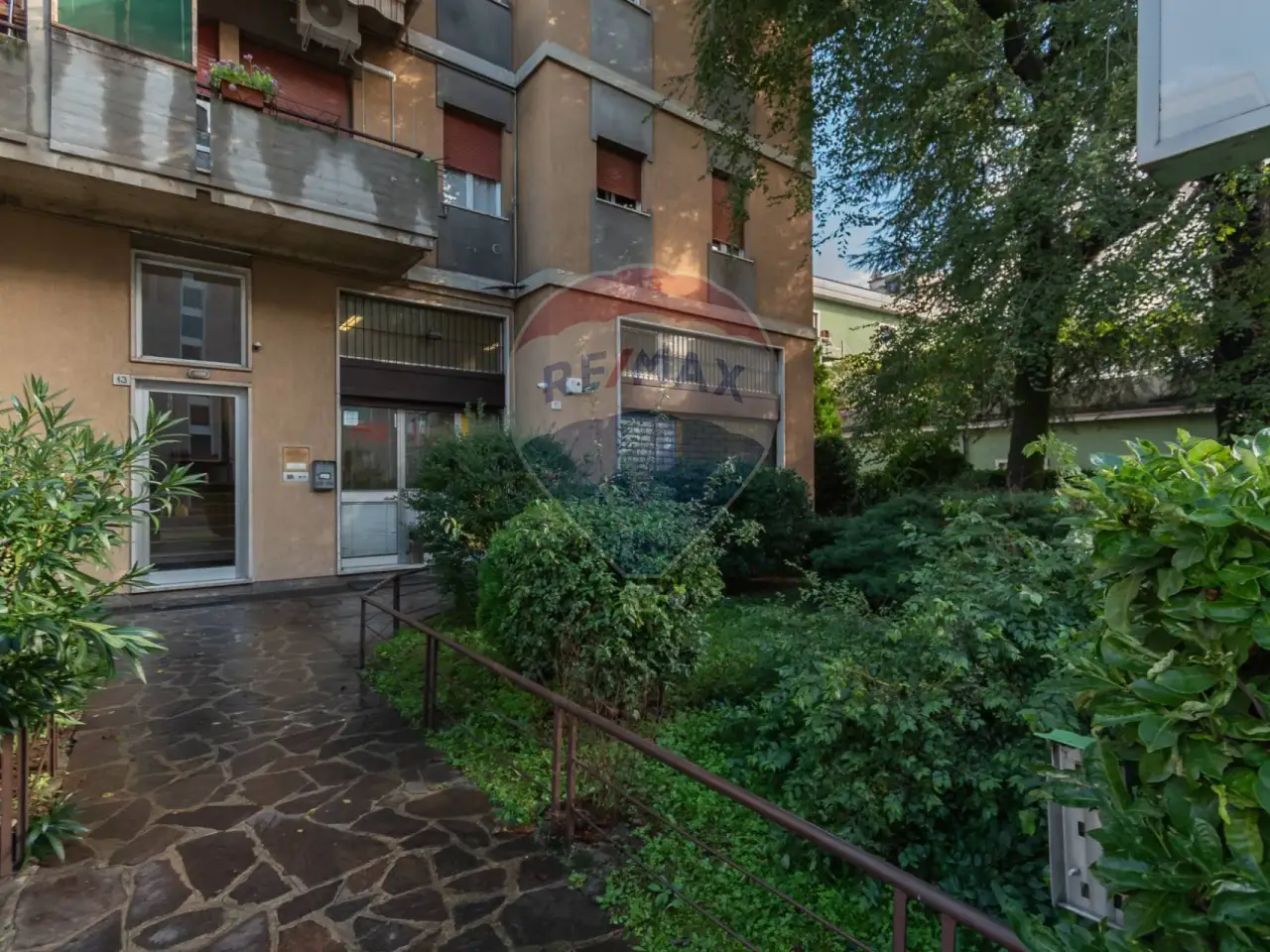 Negozio in Via Paolo Cuzzetti 13, Brescia, {3} - Foto 1