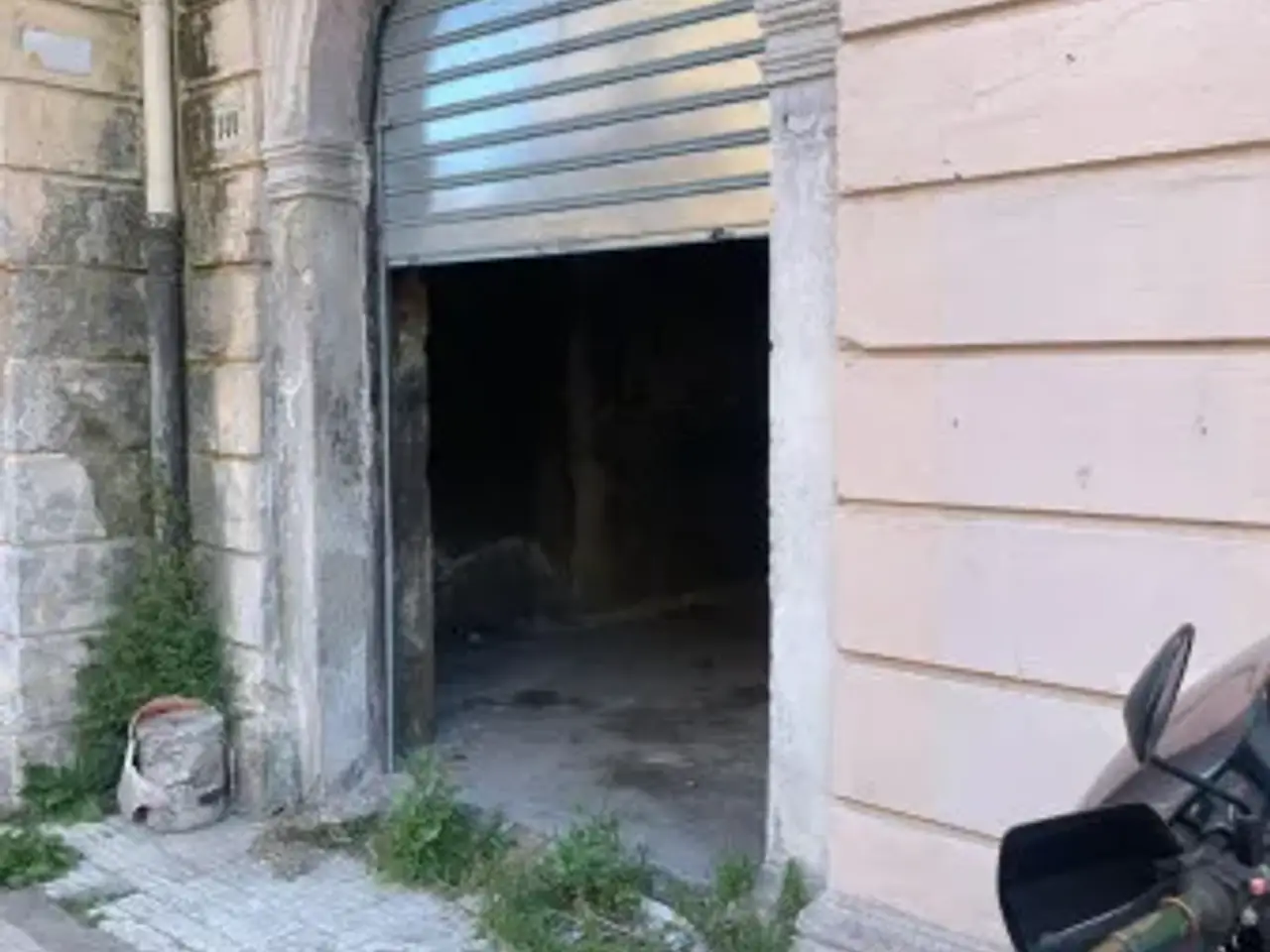 Negozio in Via Placida 144, Messina, {3} - Foto 2
