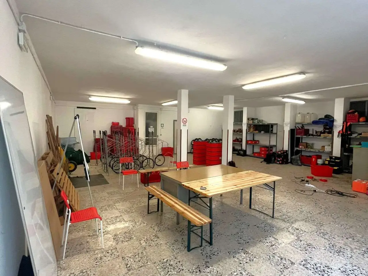 Magazzino in Via Cesare Battisti, Lavagno, {3} - Foto 2