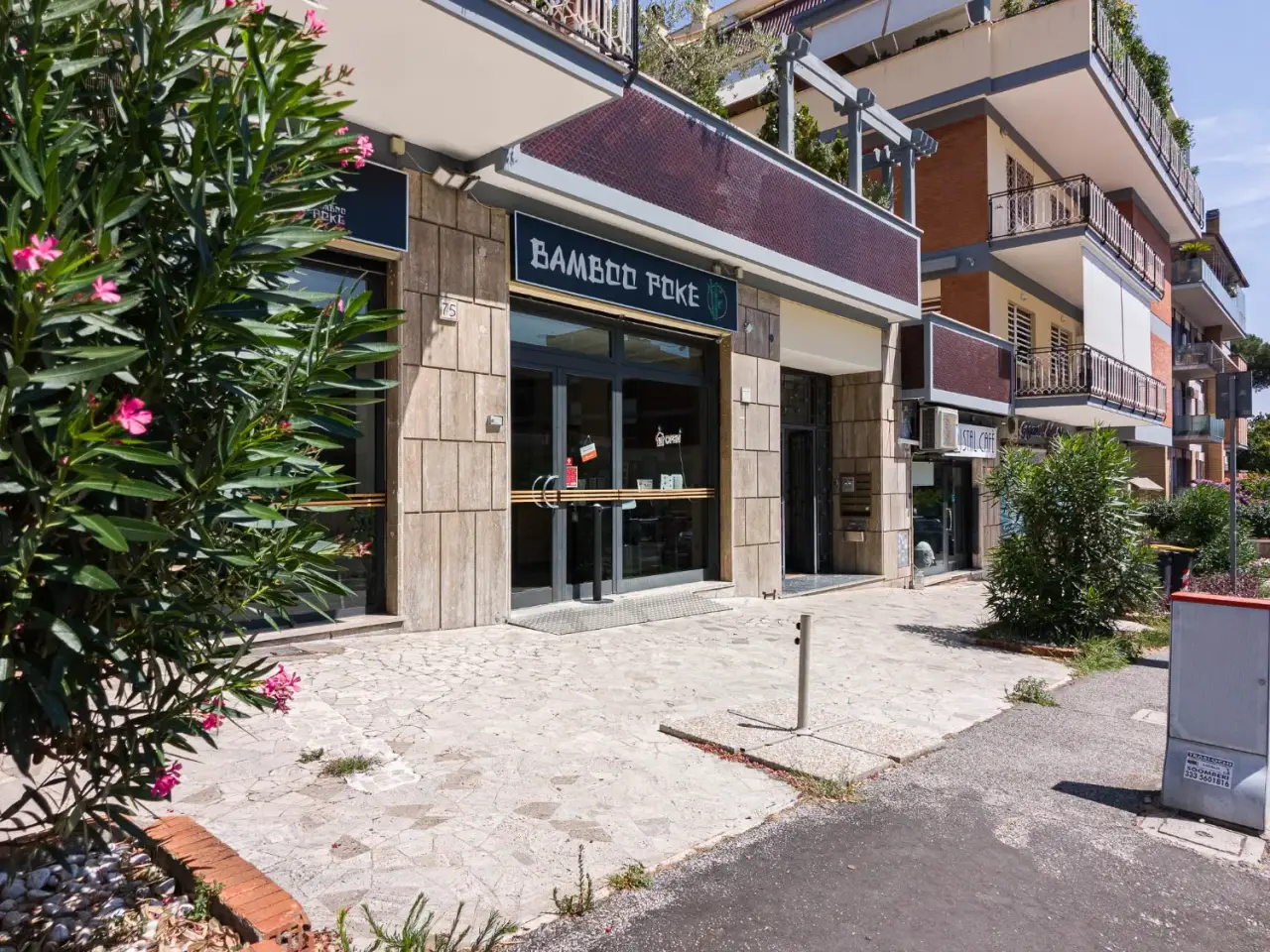Negozio in Via dei Corazzieri, Roma, {3} - Foto 2