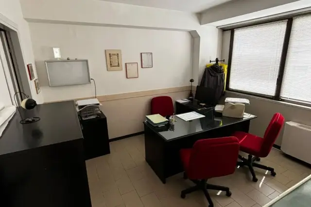 Shared office in Centro Direzionale, Napoli - Photo 1