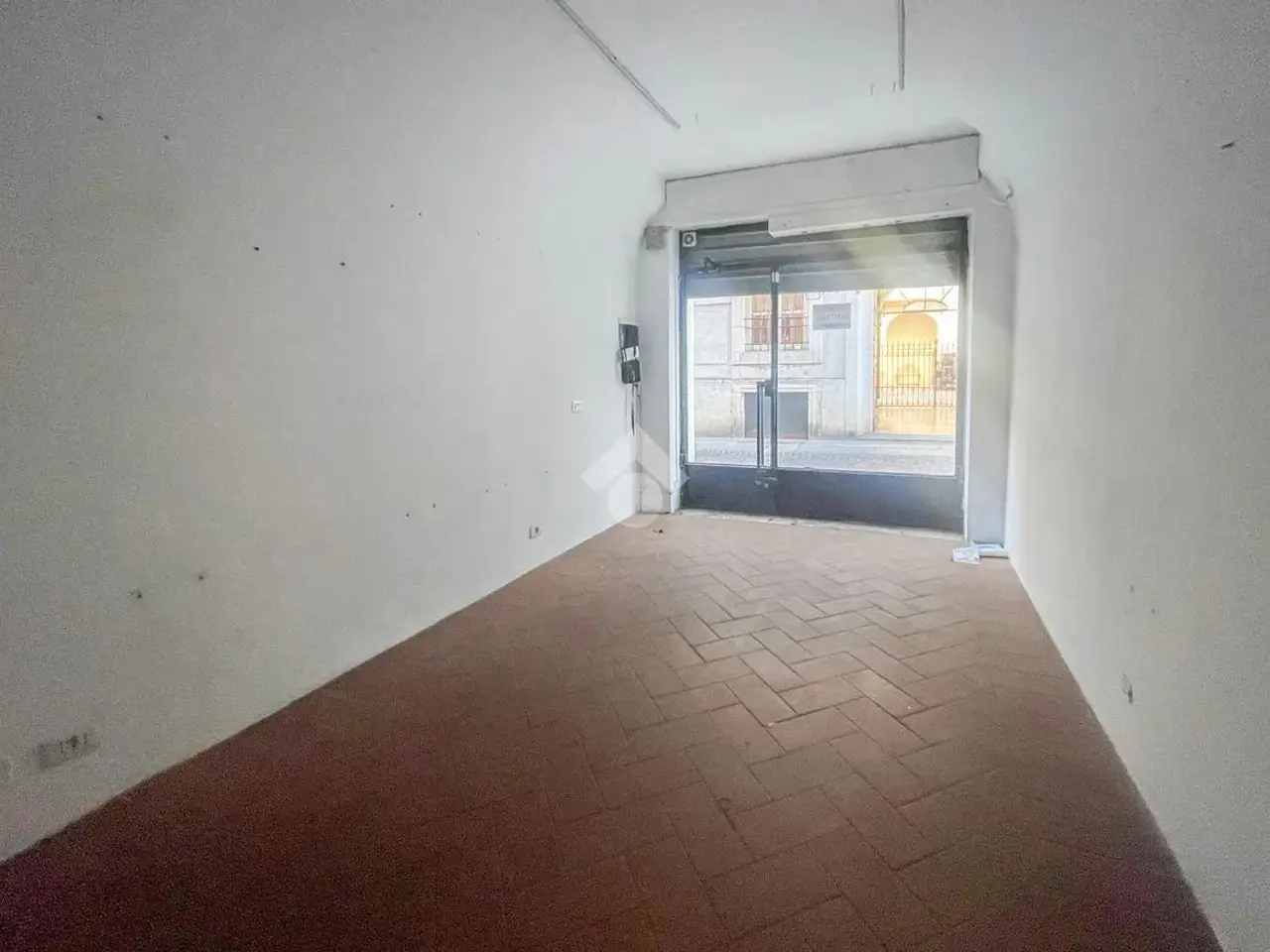 Negozio in Via Trieste 43, Brescia, {3} - Foto 2