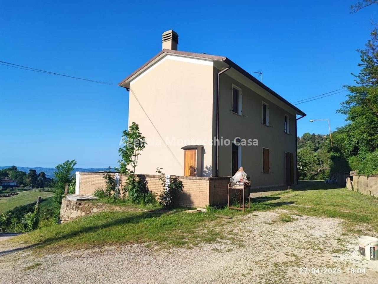 casale in vendita a Pesaro in zona Mare