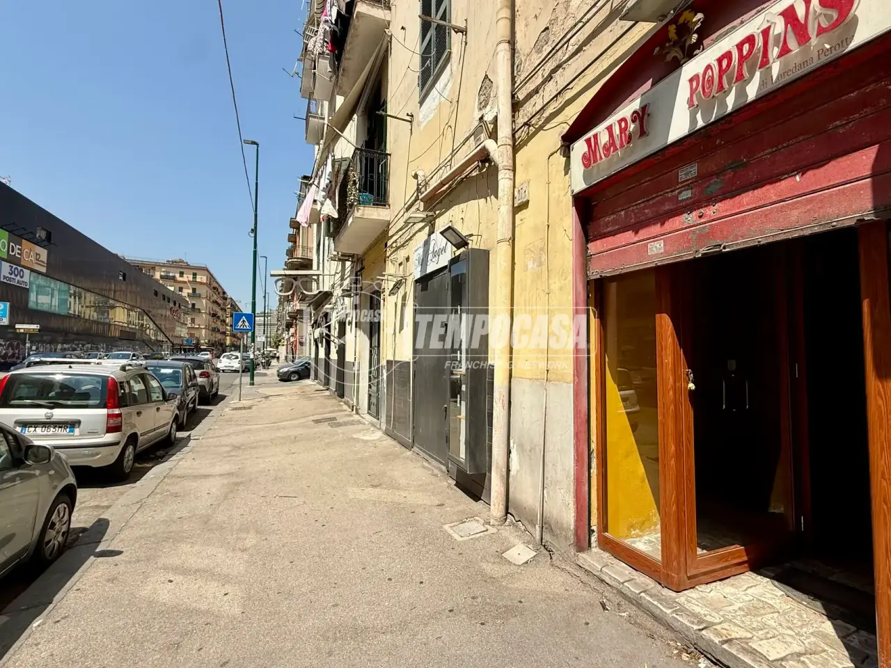 Negozio in Via Colonnello Carlo Lahalle 29, Napoli, {3} - Foto 1
