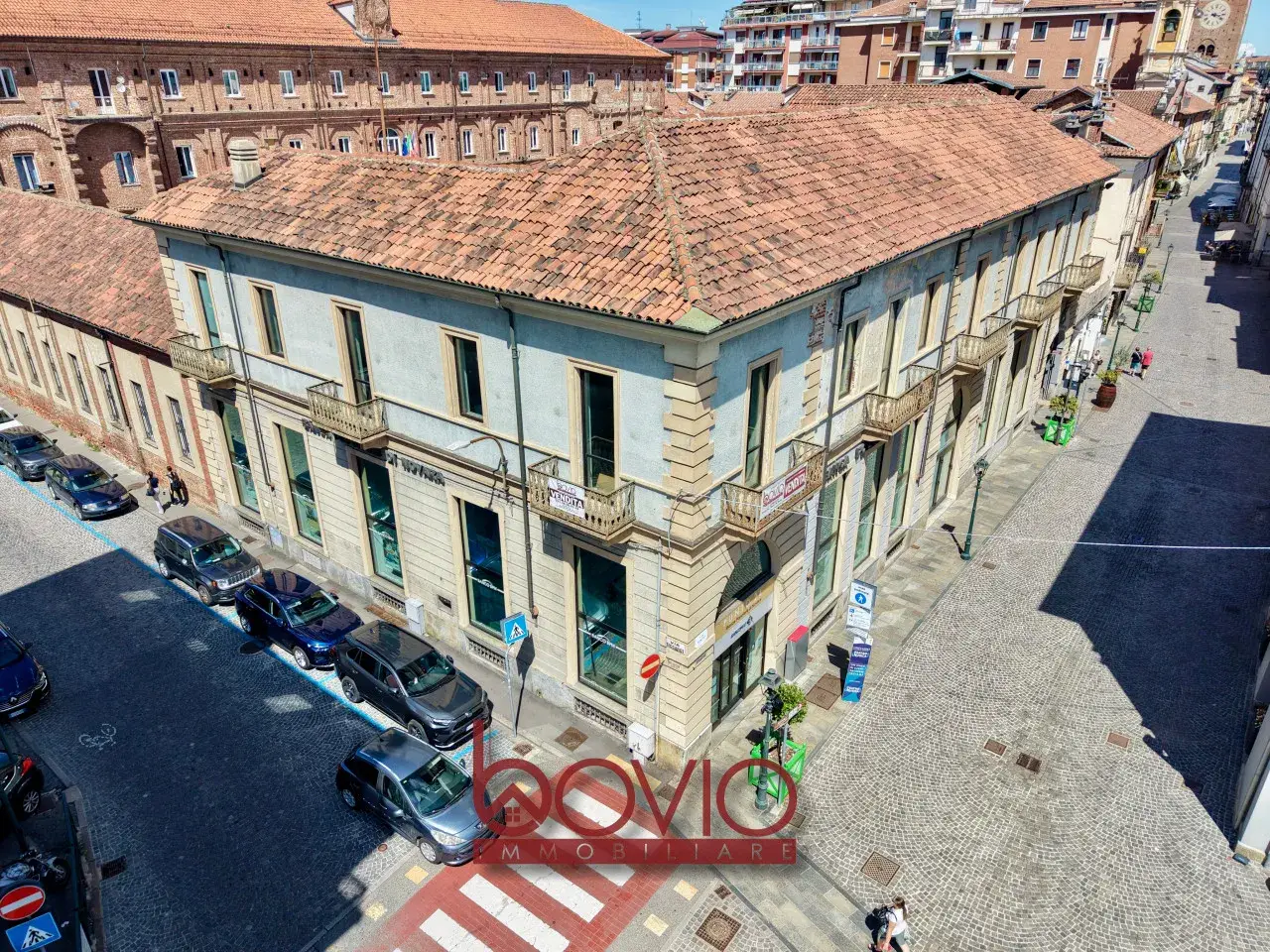 Ufficio in Piazza Generale Carlo Alberto dalla Chiesa 1, Chivasso, {3} - Foto 1