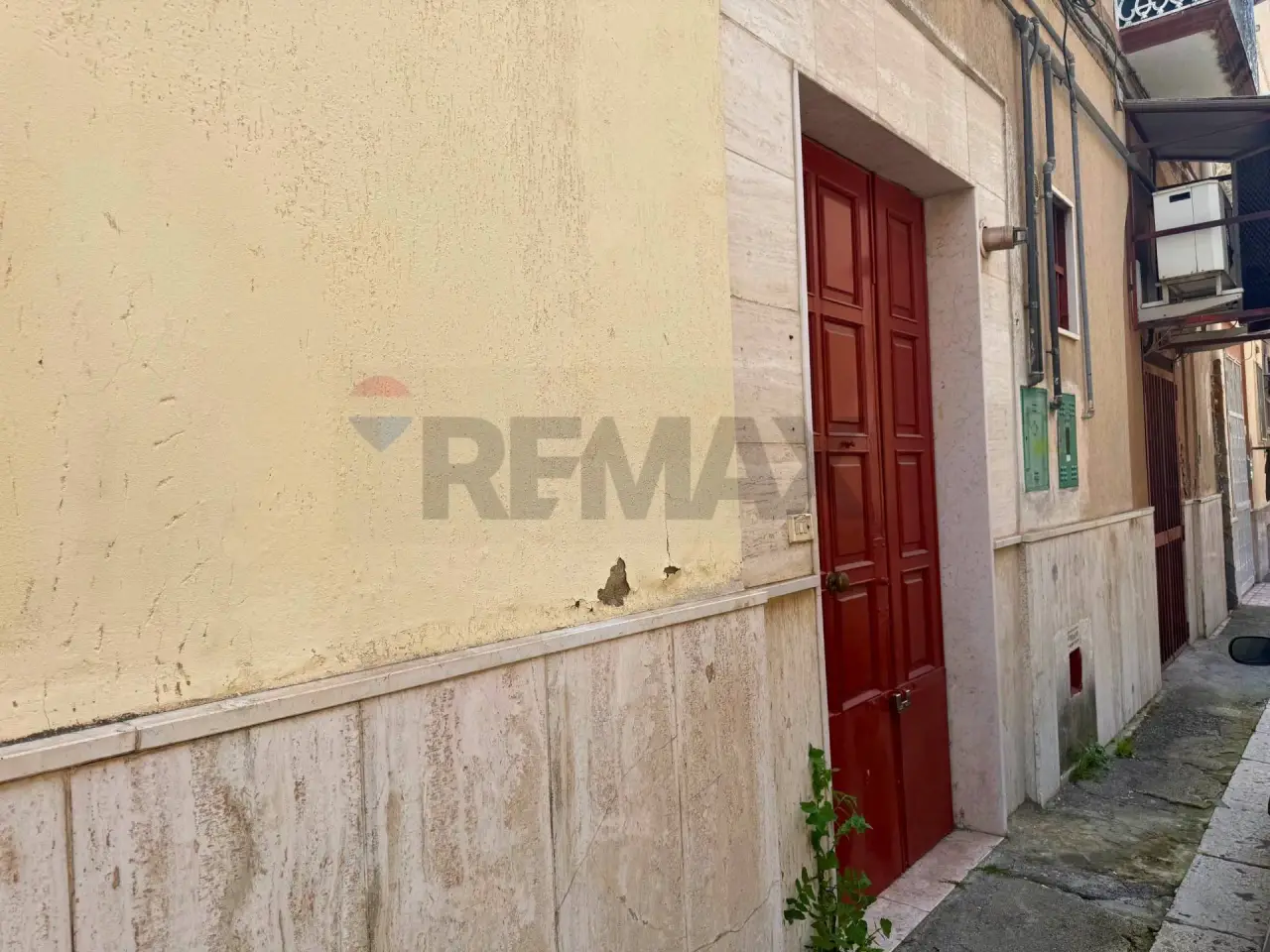 Negozio in Via Salomone 65, Foggia, {3} - Foto 1