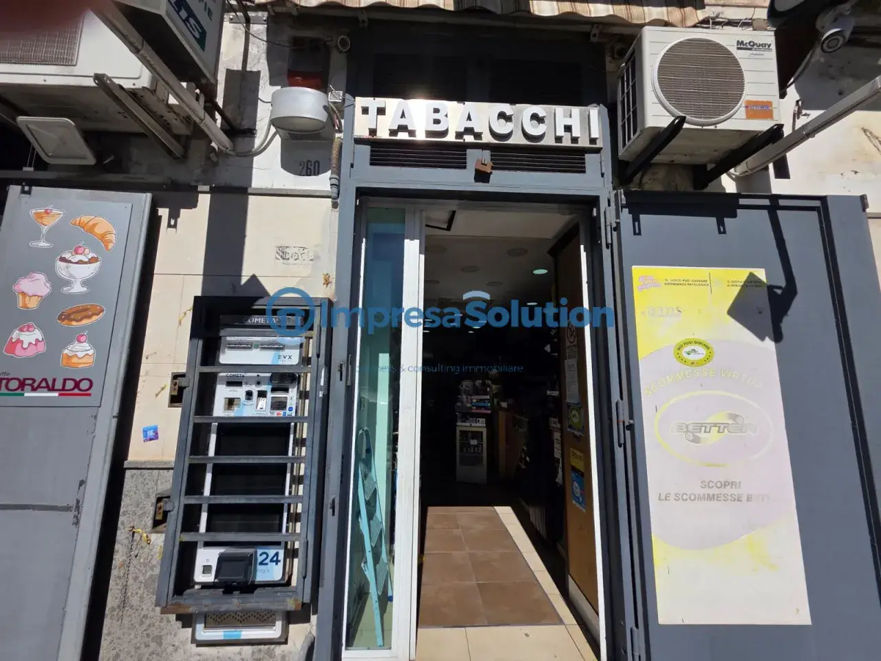 Tabaccheria in Via Alessandro Manzoni, Napoli, {3} - Foto 1
