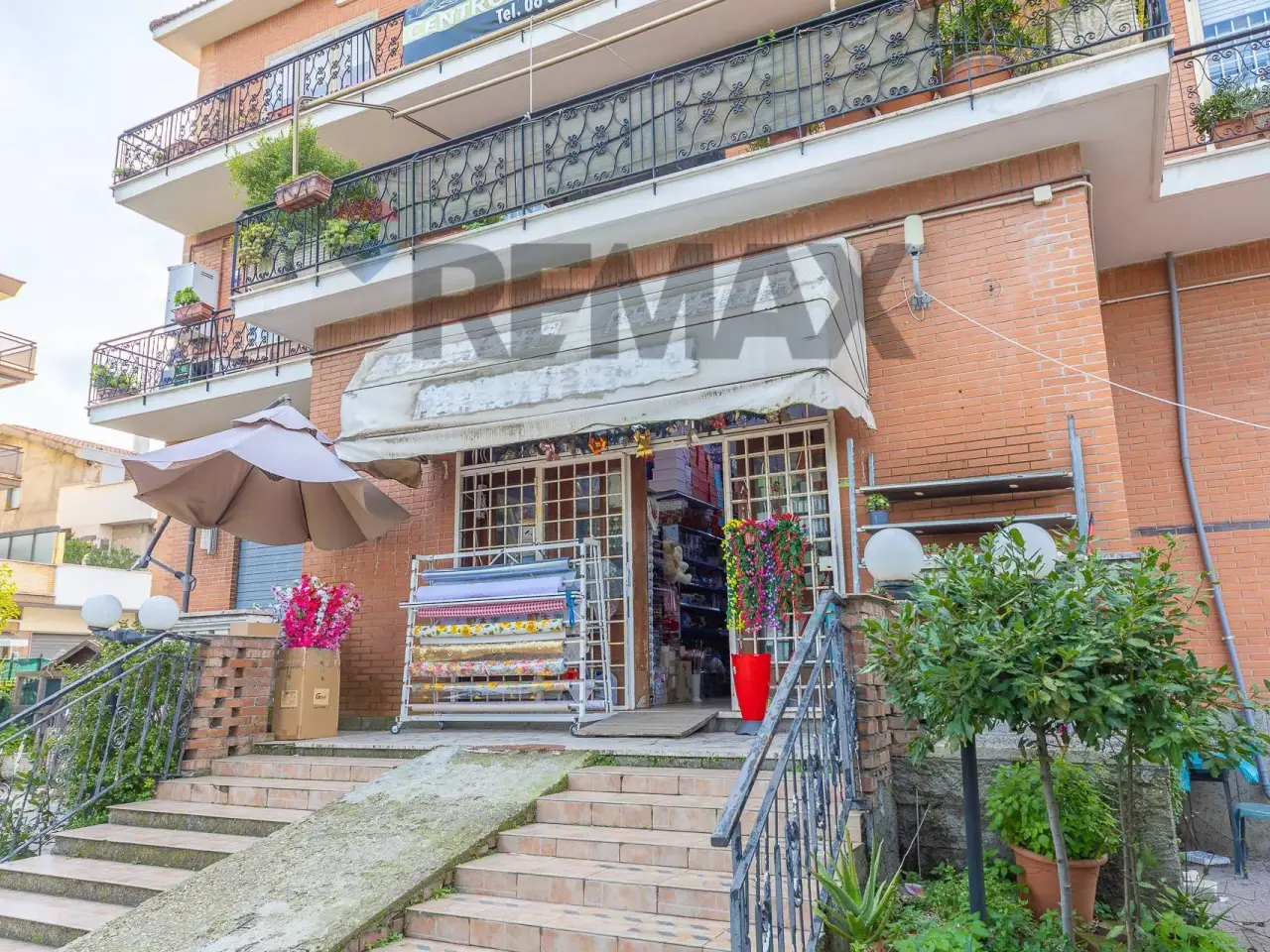 Negozio in Via del Casale Lumbroso 44, Roma, {3} - Foto 2