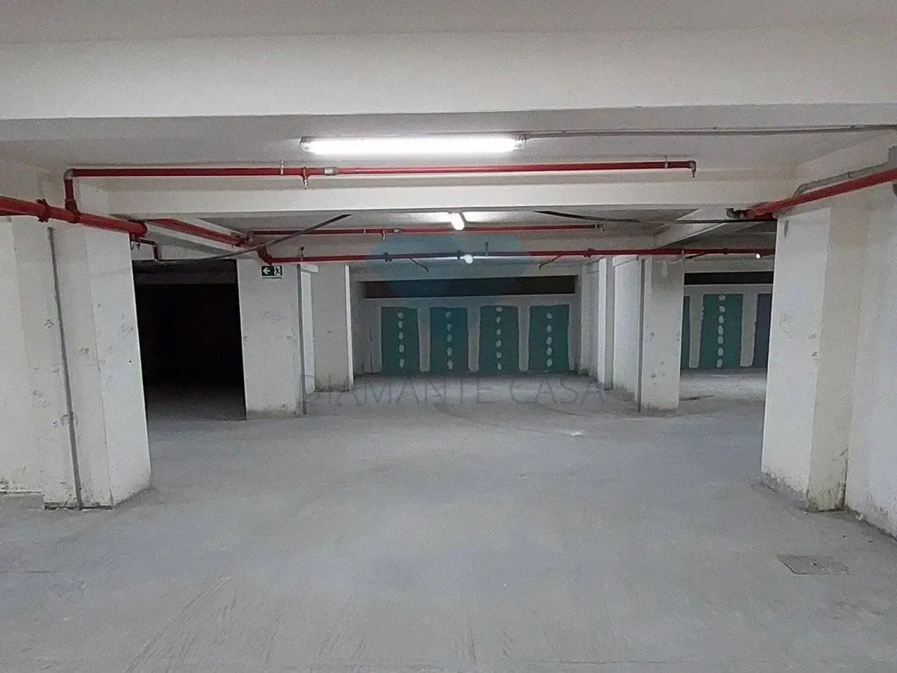 Parcheggio chiuso in Largo dei Vespri, Catania, {3} - Foto 1
