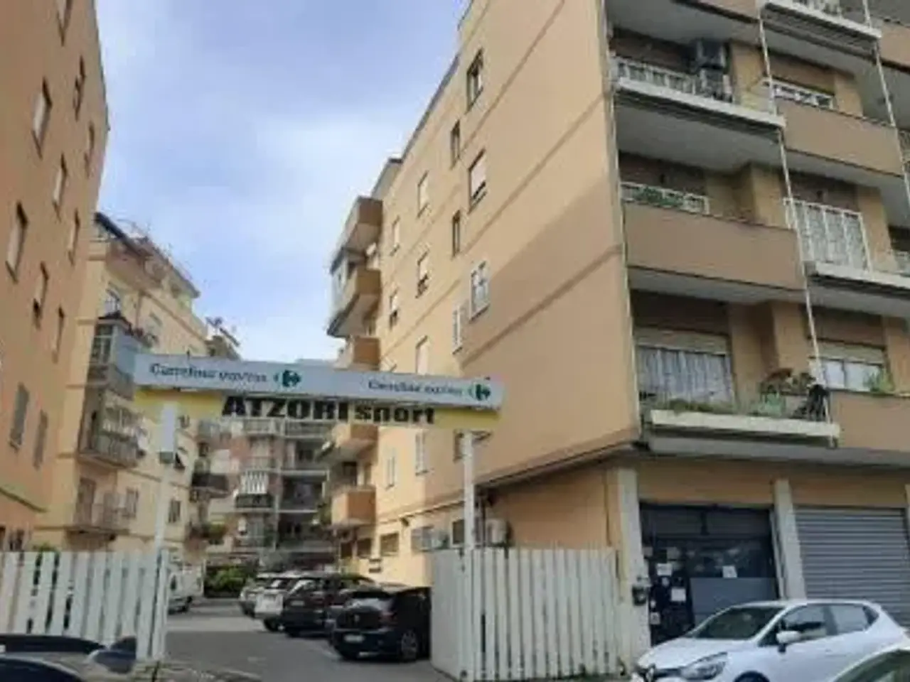 Locale commerciale in Via Alessandro  Bertolini 8, Roma, {3} - Foto 2