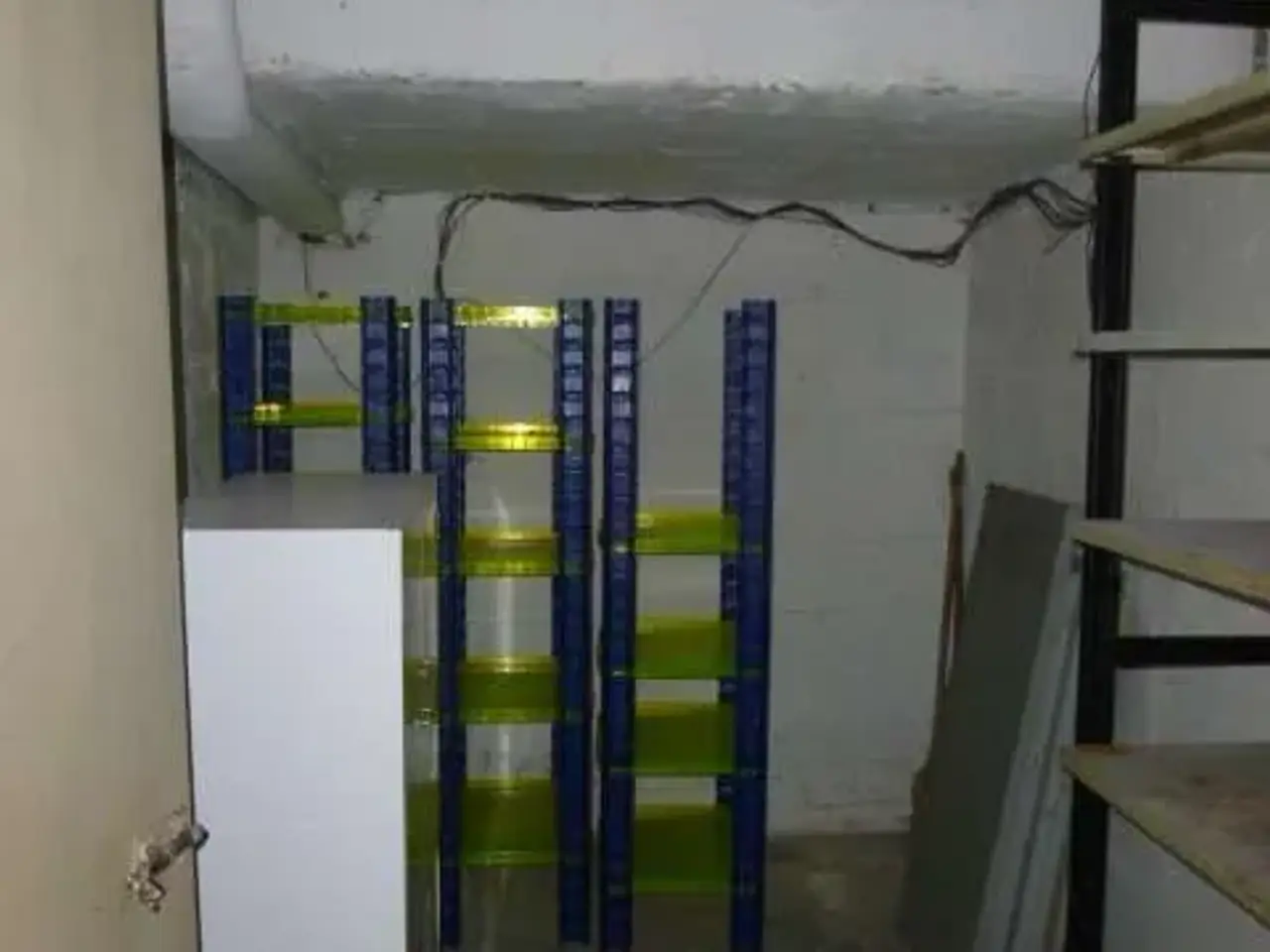 Magazzino in Viale Fratelli Spazzoli 21, Forli', {3} - Foto 1