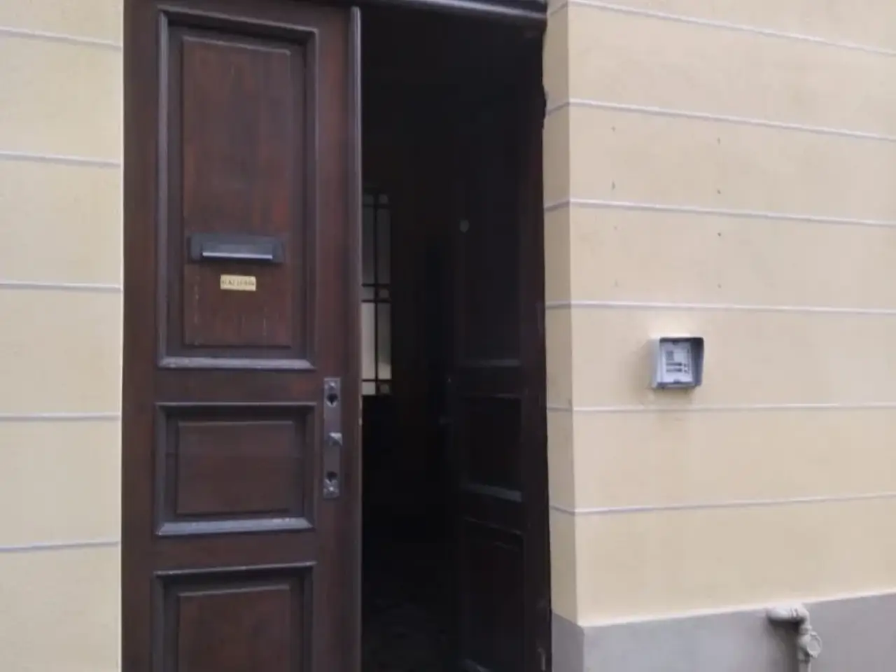Negozio in Via Broglia 11, Chieri, {3} - Foto 2