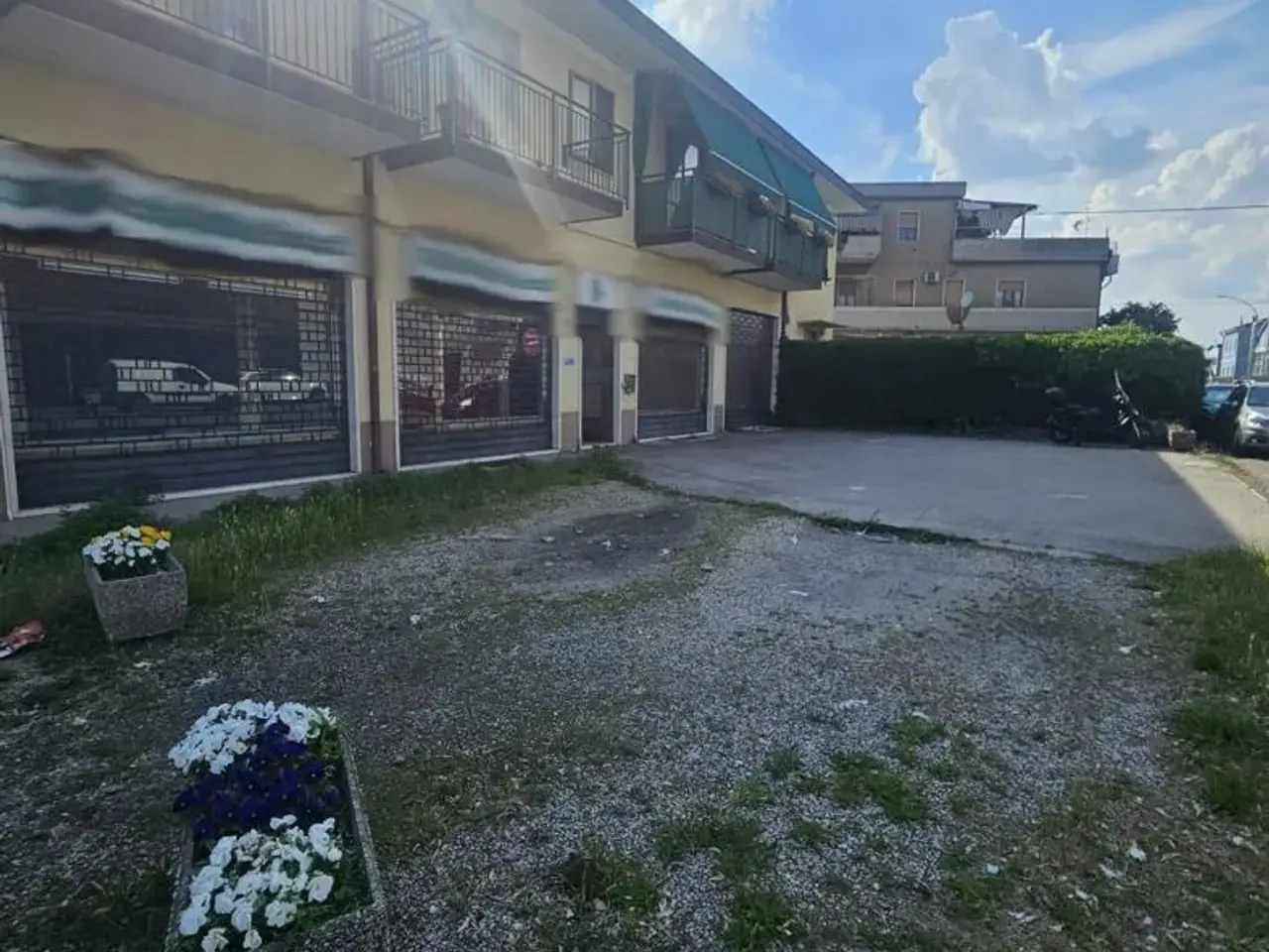 Negozio in Via del Perlar 25/a, Verona, {3} - Foto 2