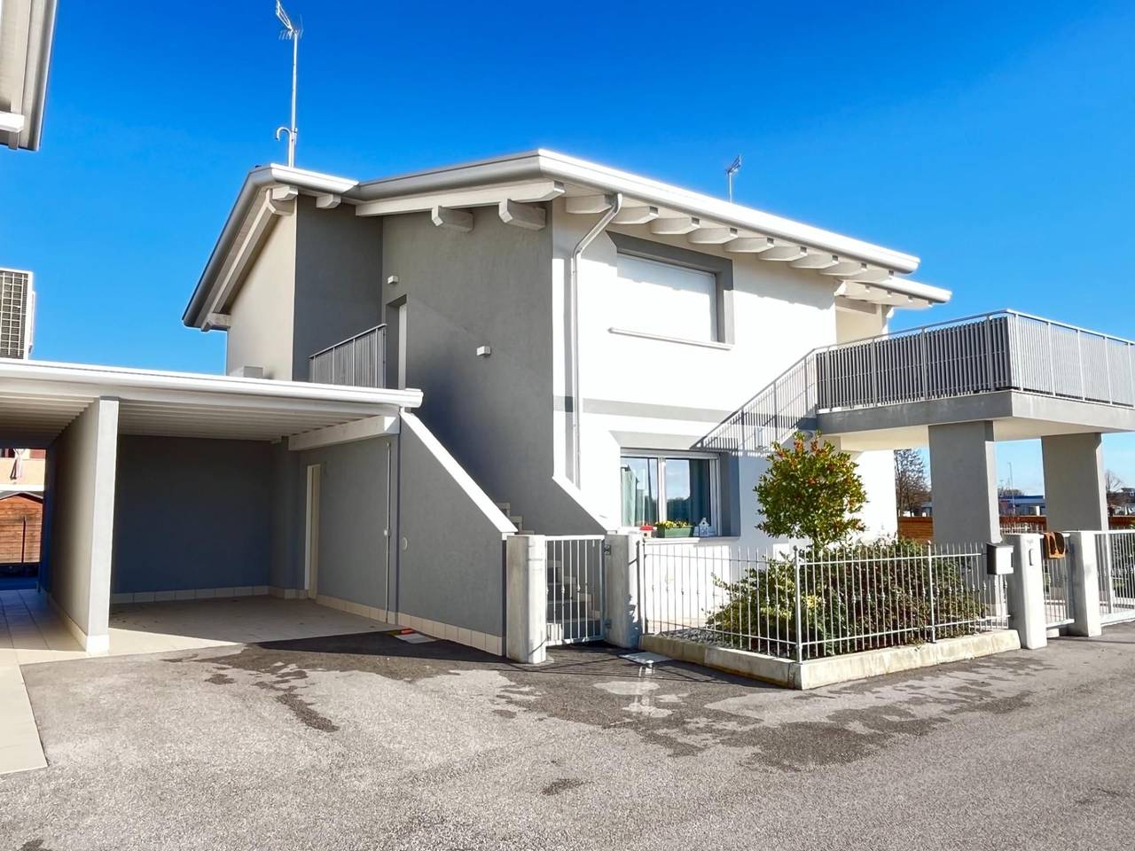 immagine annuncio 11 di 12