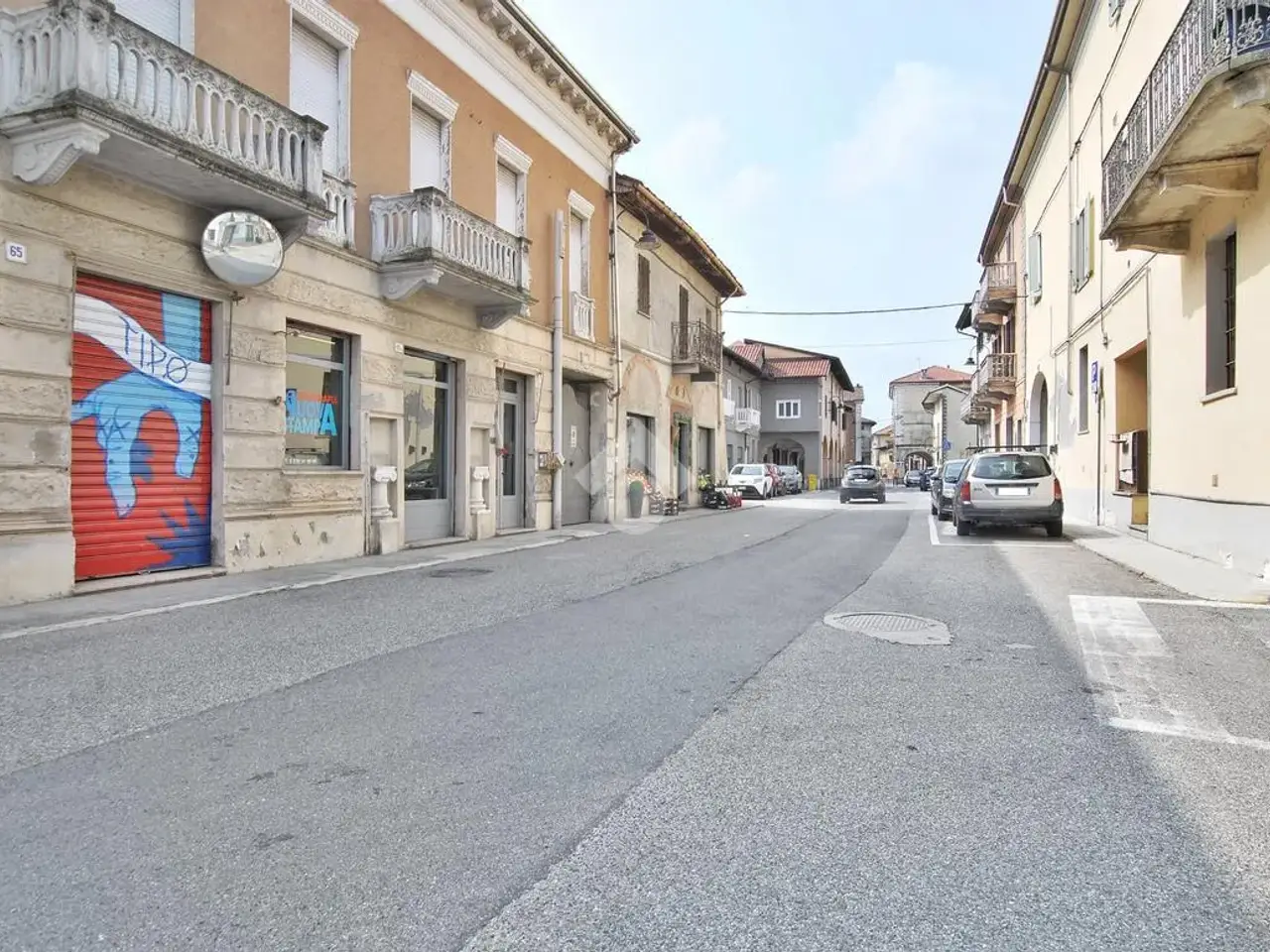 Negozio in Via Martiri della Libertà 57, Livorno Ferraris, {3} - Foto 1