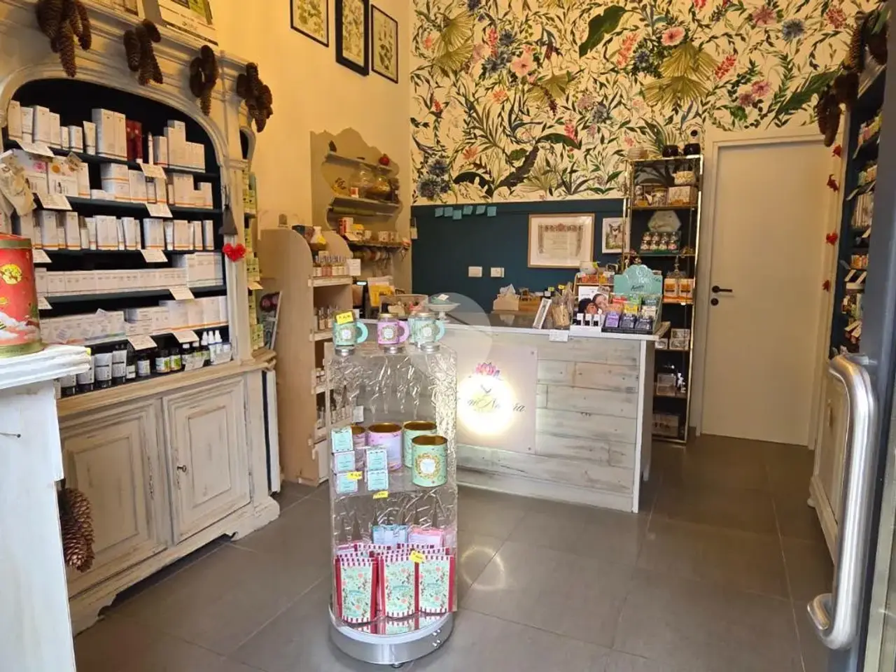 Negozio in Via Cavalieri di Vittorio Veneto 11, Rivoli, {3} - Foto 1
