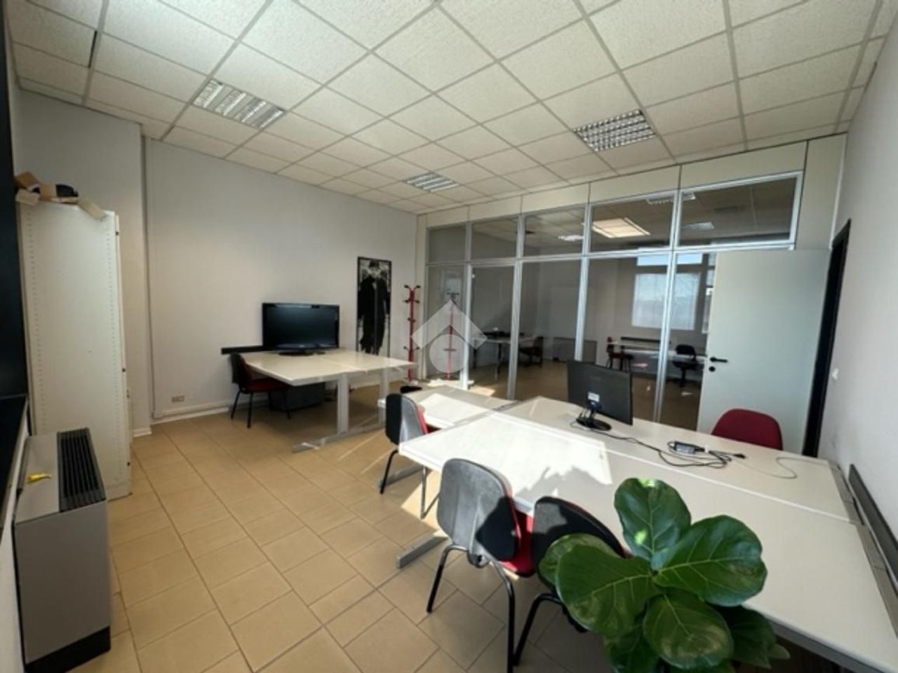 Ufficio in Via Hiroshima 1, Reggio nell'Emilia, {3} - Foto 1