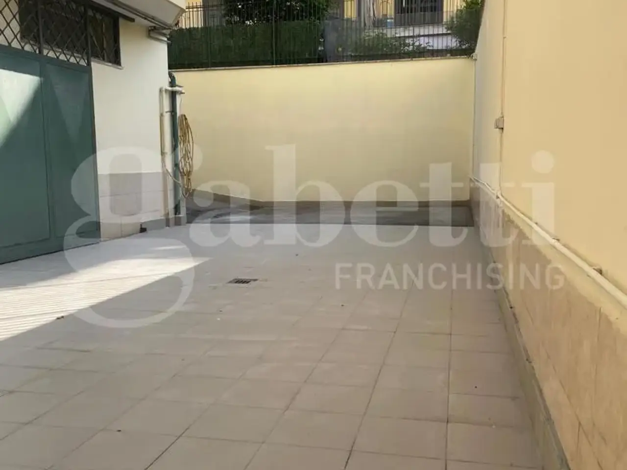Laboratorio in Via Vivaldi , 10, Orta di Atella (Ce), Orta Di Atella, {3} - Foto 2
