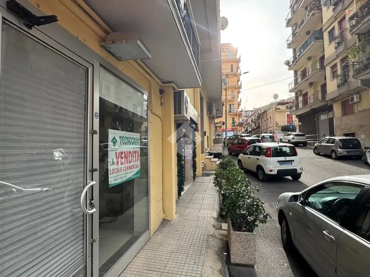 Magazzino in Via C. Battisti 8, Corigliano-Rossano, {3} - Foto 1
