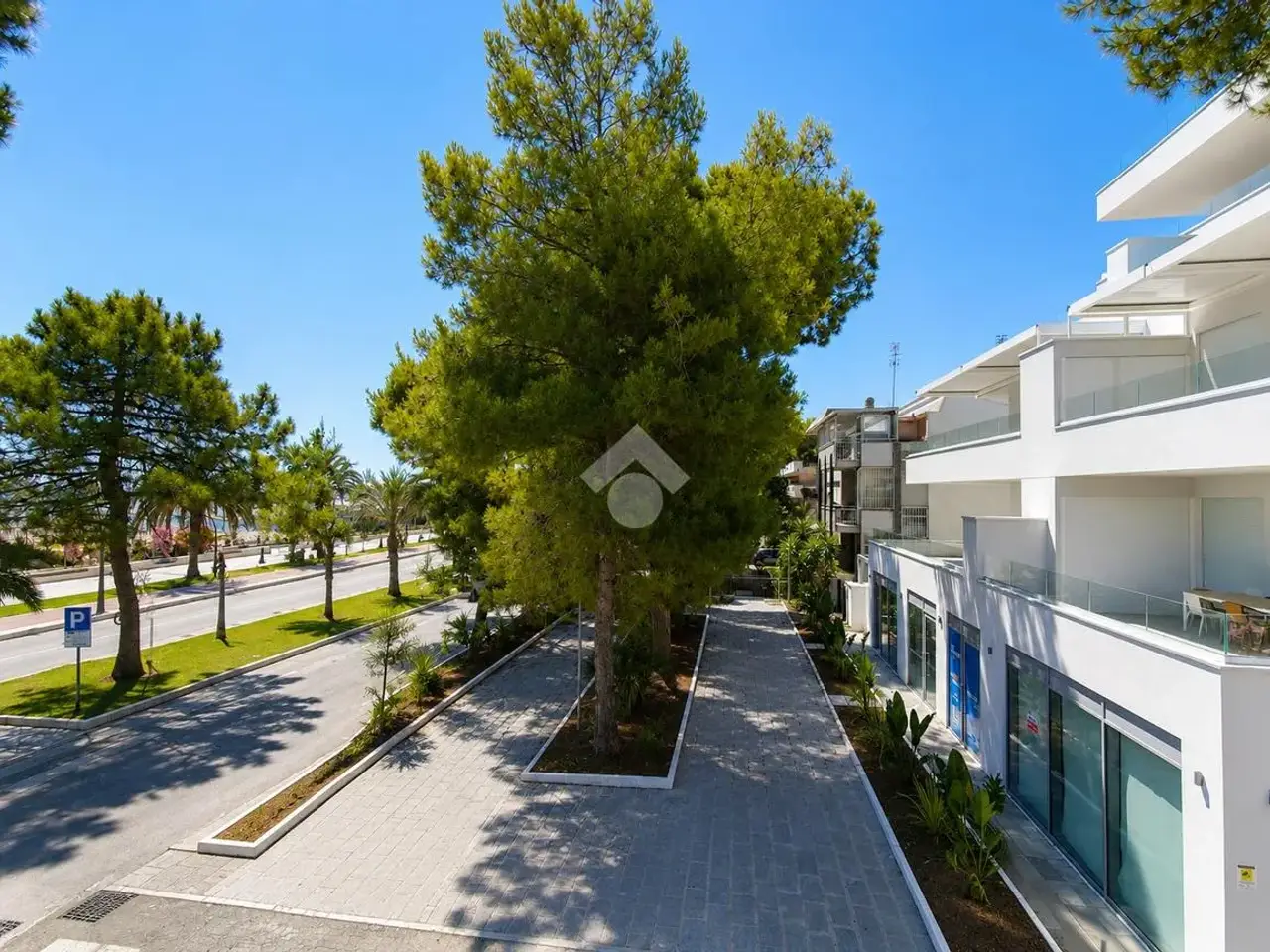 Ufficio in Viale Roma 14, Roseto Degli Abruzzi, {3} - Foto 2