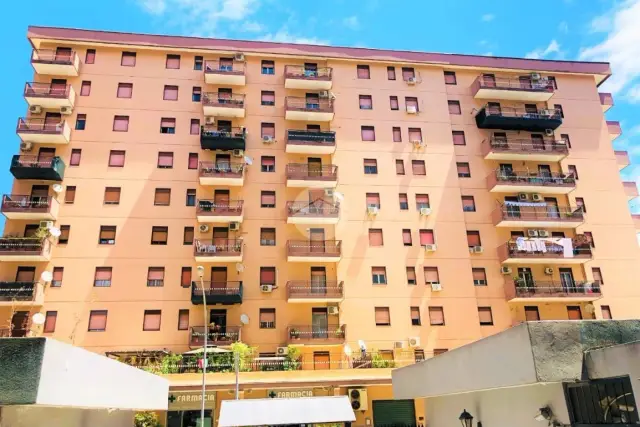 Quadrilocale in vendita, Via Azolino Hazon 1, Palermo - Foto 1