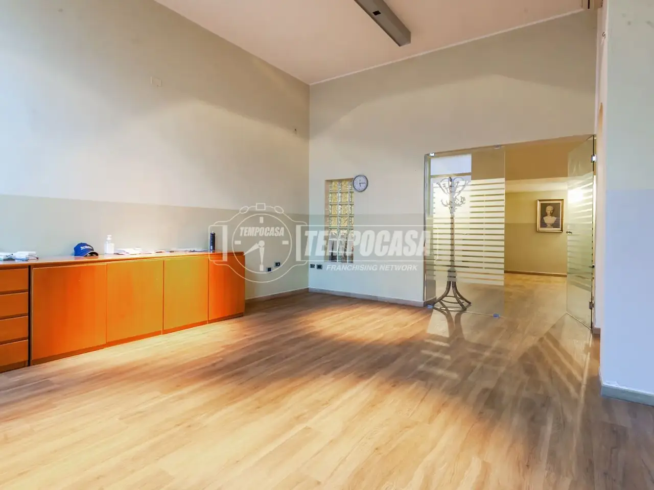 Magazzino in Via Luigi Federico Menabrea 2, Milano, {3} - Foto 2