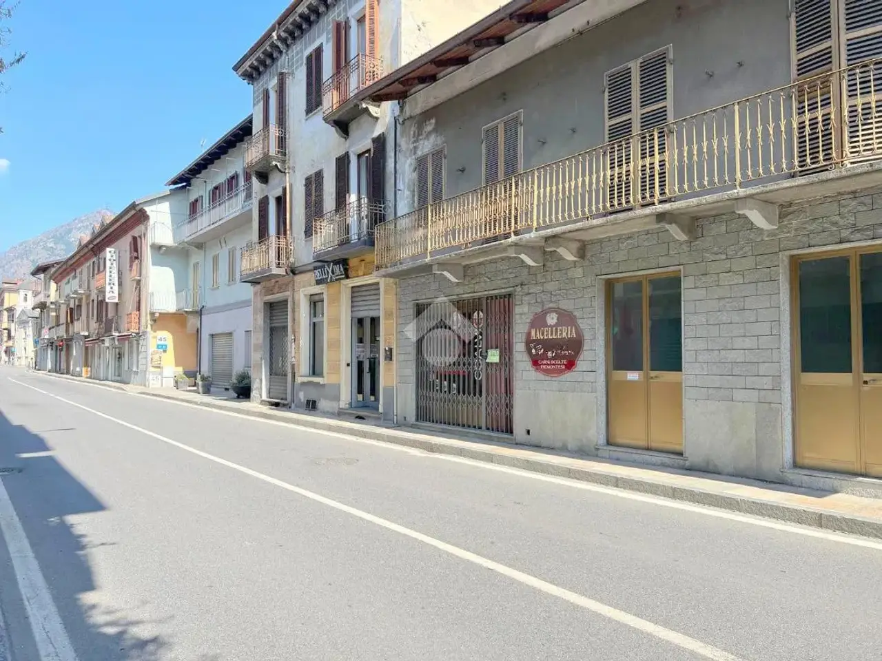 Negozio in Via Traforo 41, Bussoleno, {3} - Foto 1