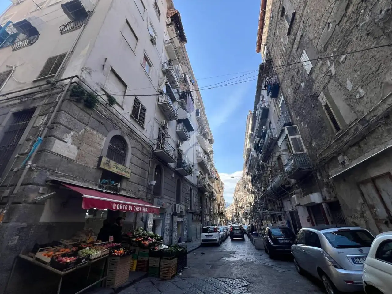 Negozio in Via Giacomo Savarese, Napoli, {3} - Foto 2