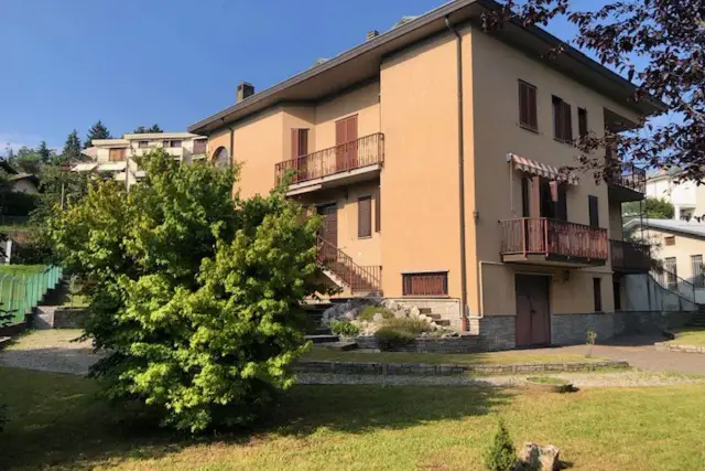 Villa in Via Liguria, Varese - Foto 1