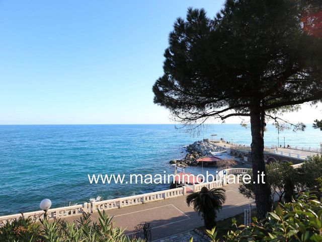 3-room flat in Via Milano 51, Celle Ligure - Photo 1