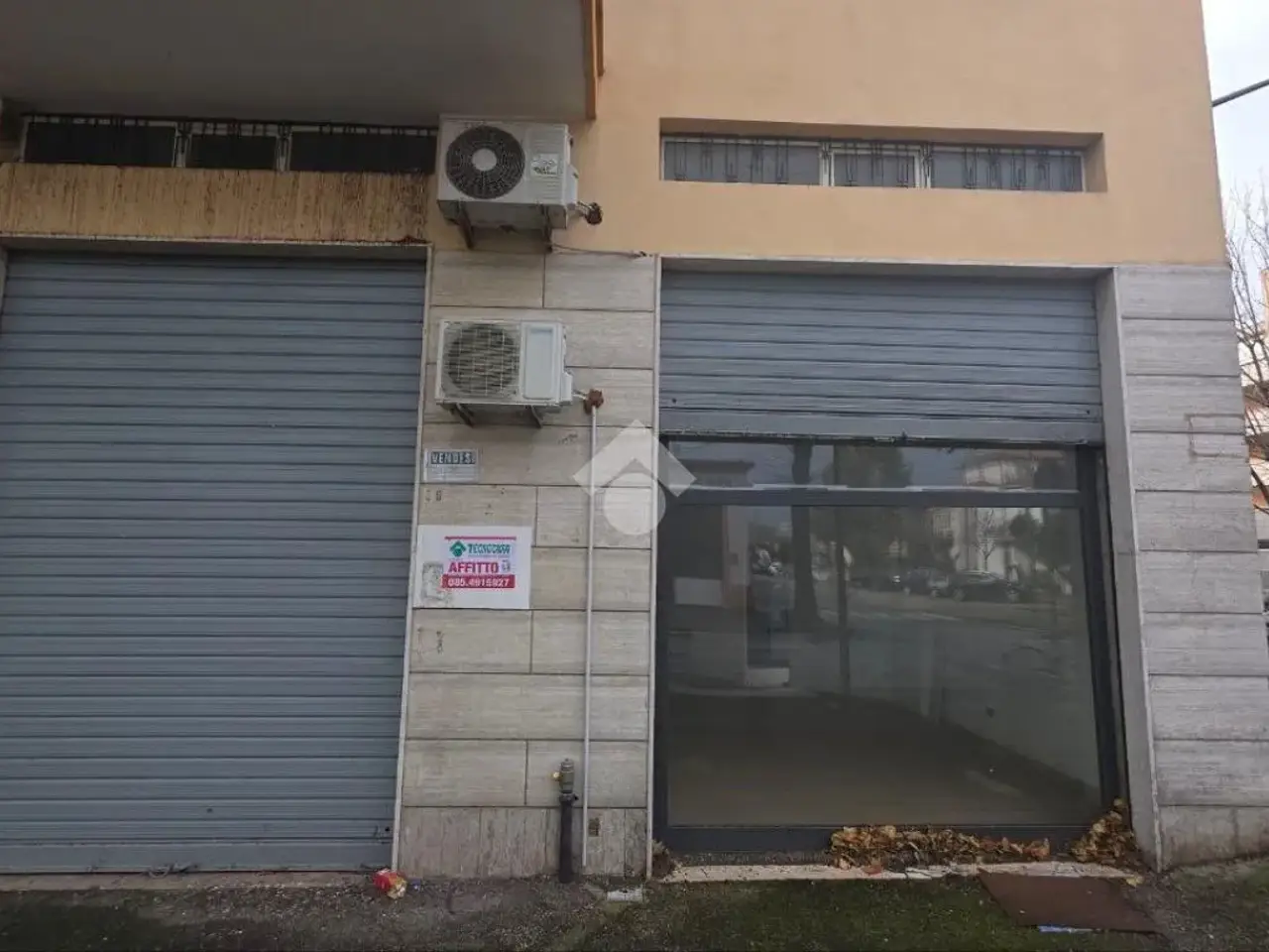 Negozio in Via Sangro 36, Pescara, {3} - Foto 1