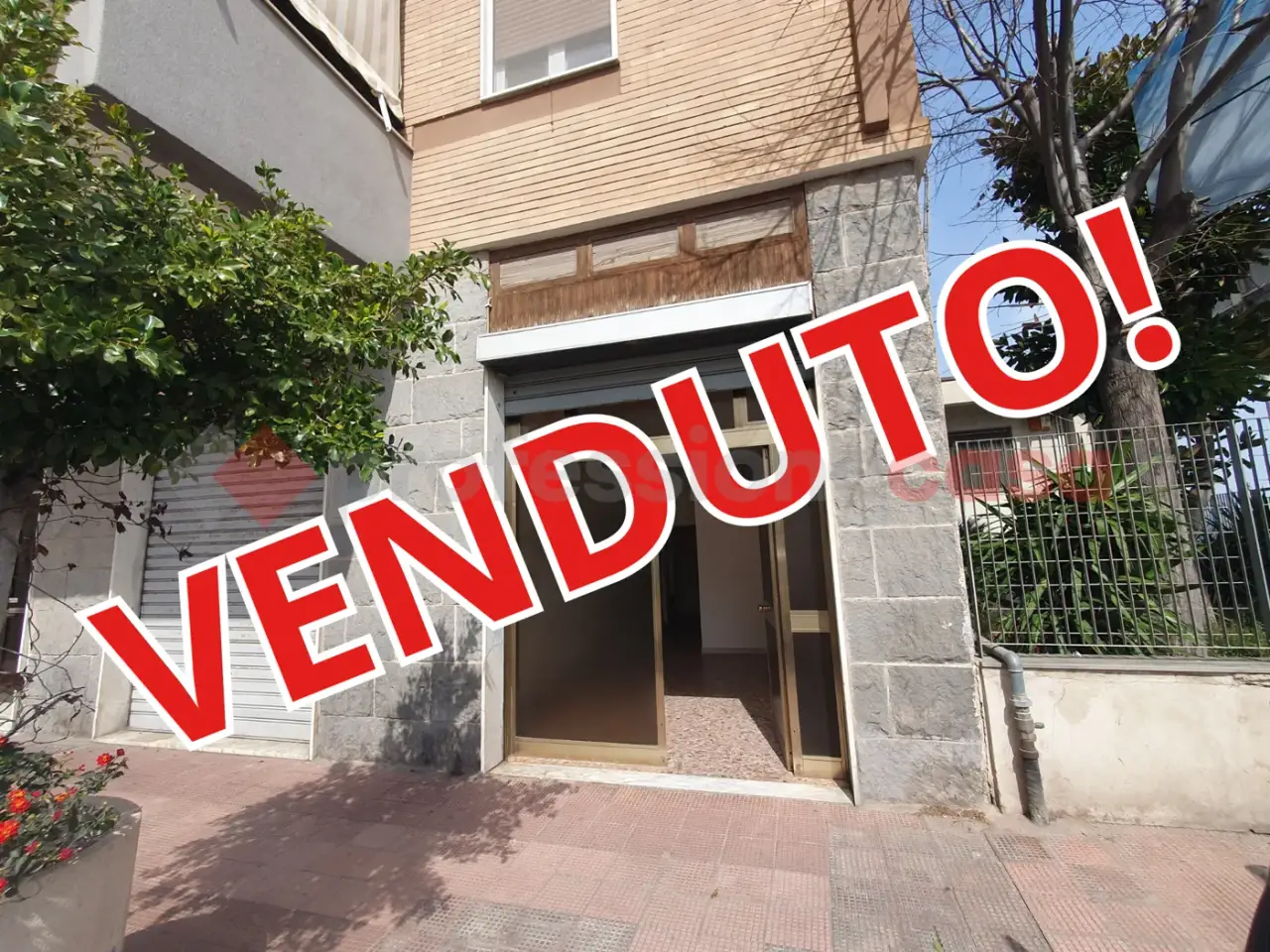 Negozio in Viale Japigia 170/B, Bari, {3} - Foto 1