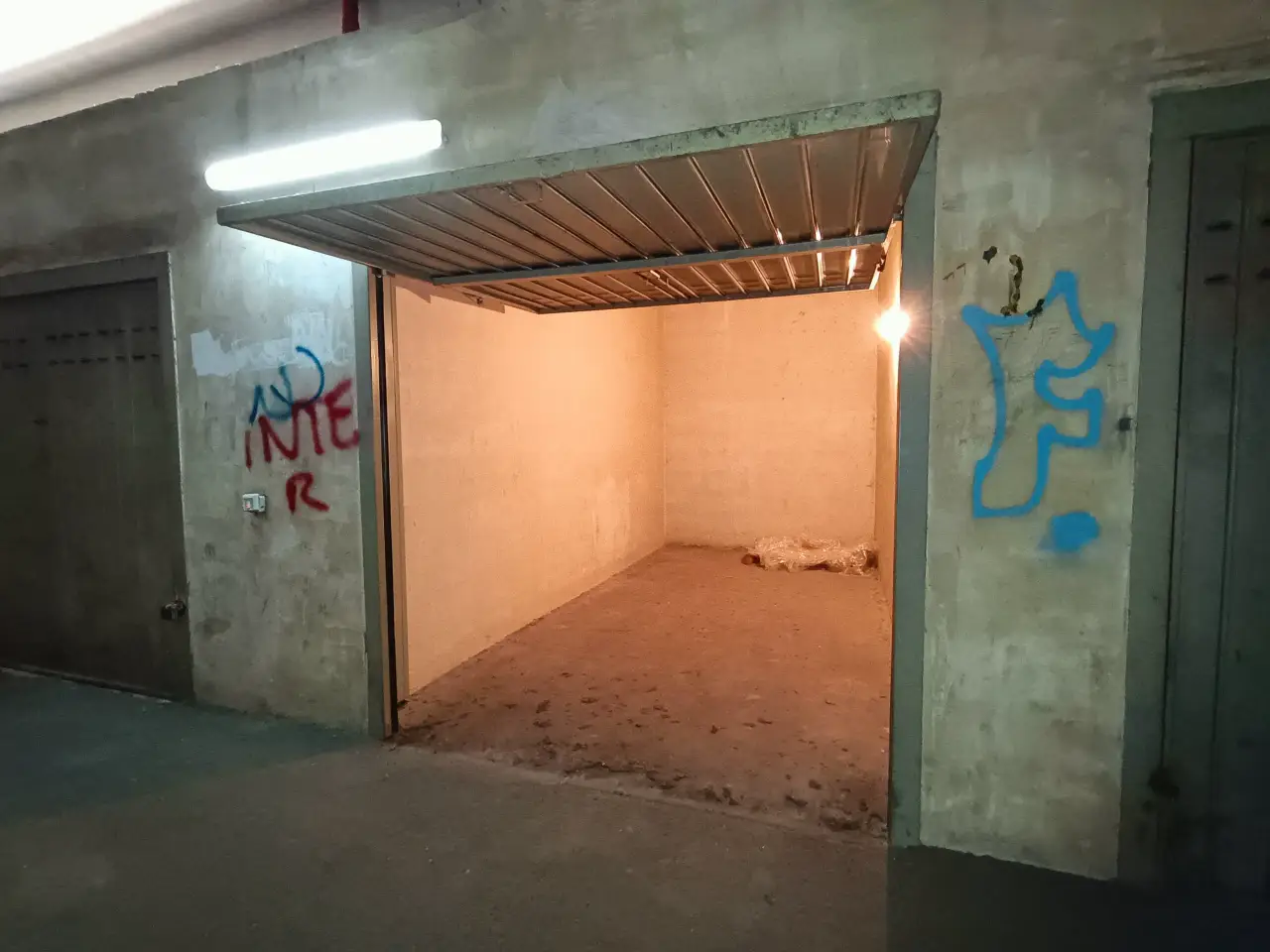 Garage in Via Carnazza 75, Tremestieri Etneo, {3} - Foto 2
