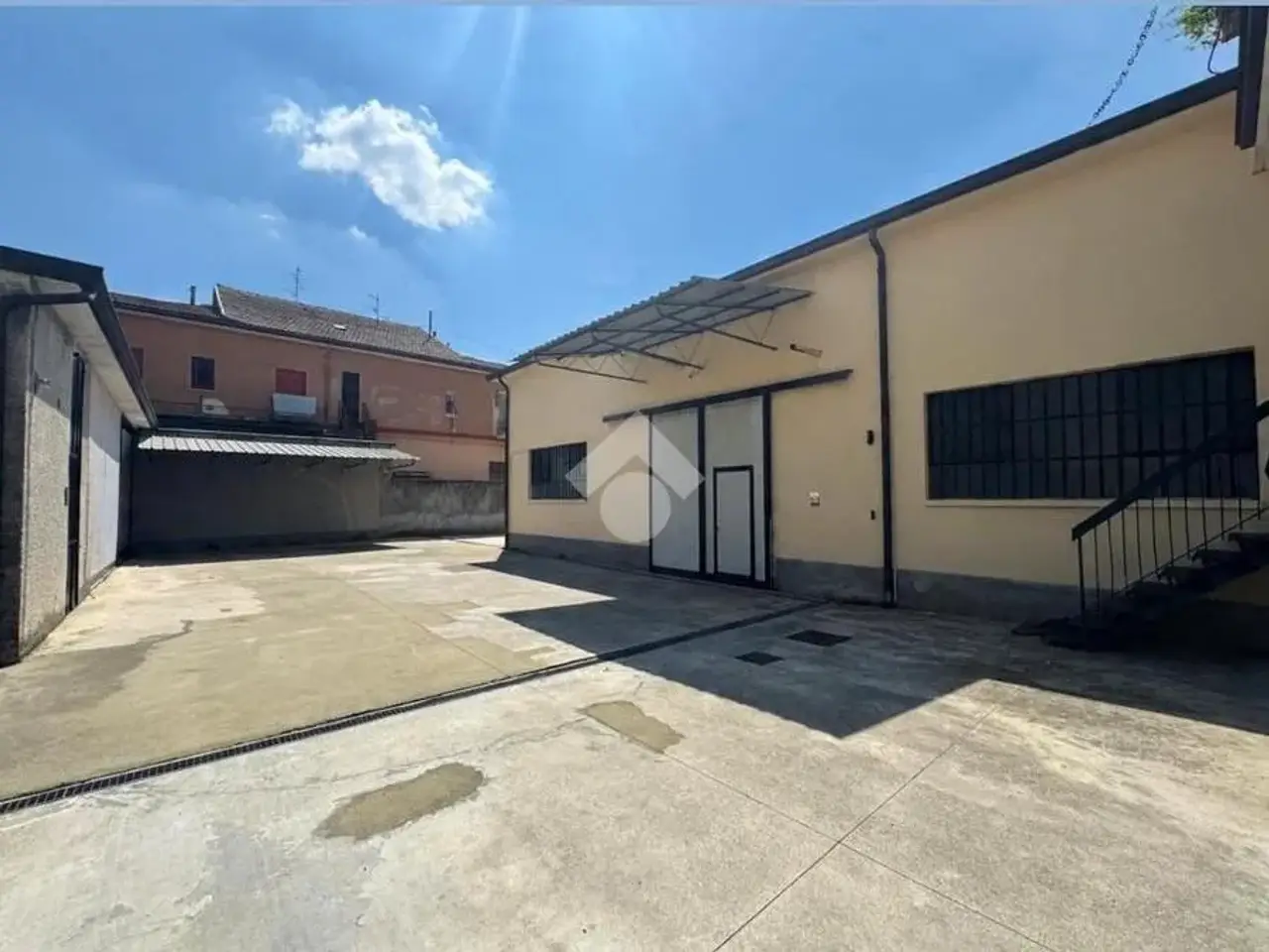 Magazzino in Via Fura 105, Brescia, {3} - Foto 1