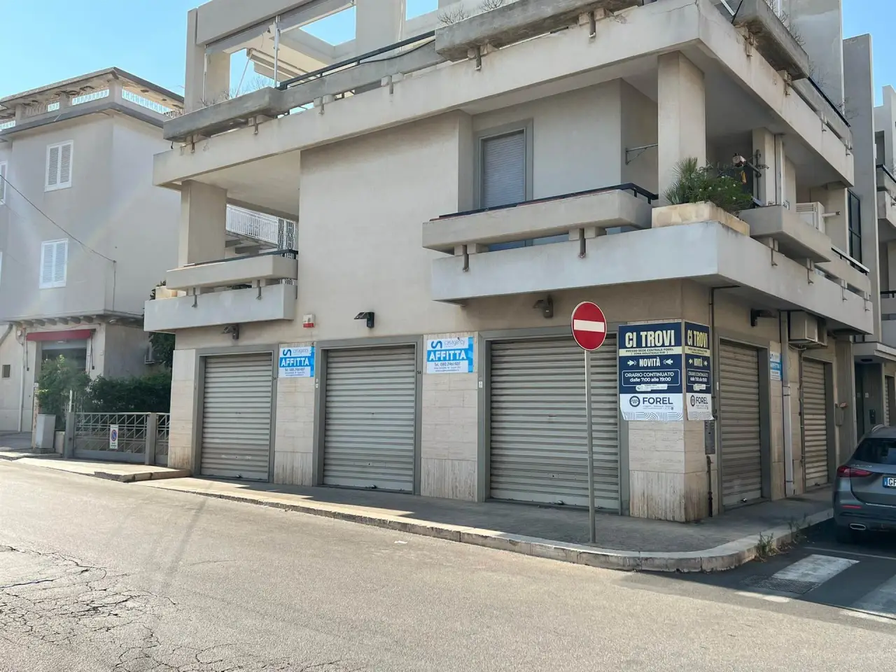 Negozio in Via dell'Artigianato Fasano, Fasano, {3} - Foto 1
